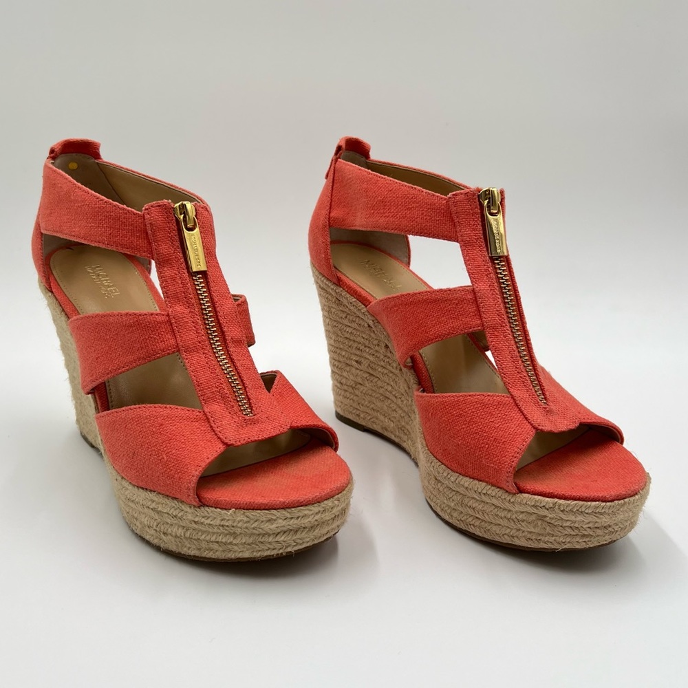 EUC Michael Kors Espadrille Wedges Size 7.5 M Coral and Jute